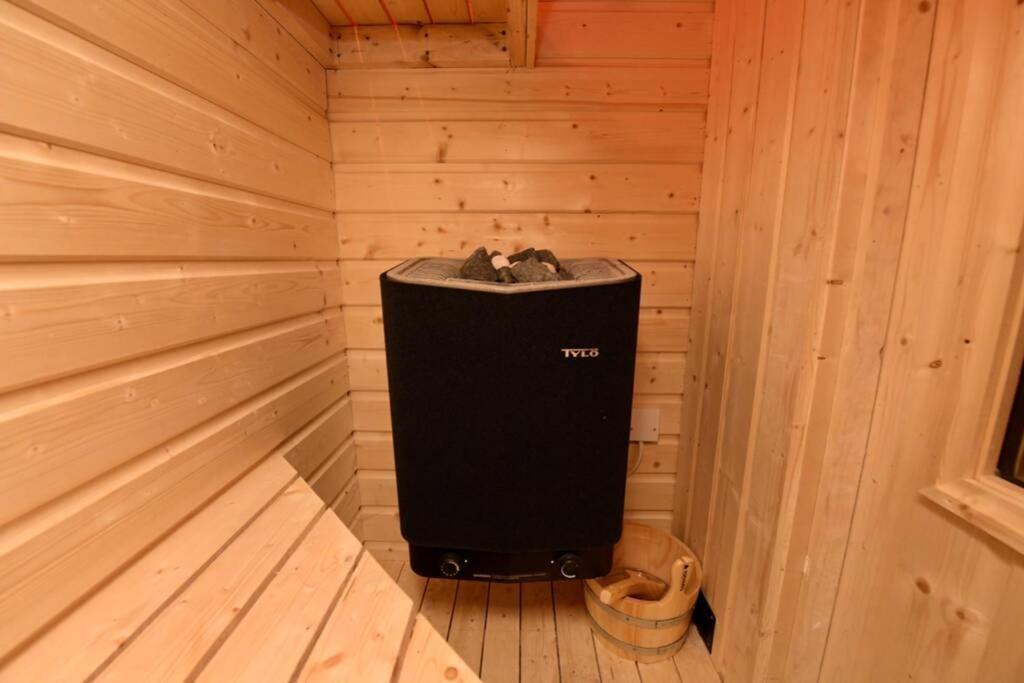 Flanders Loft Luxury Apartment With Sauna 던기번 외부 사진